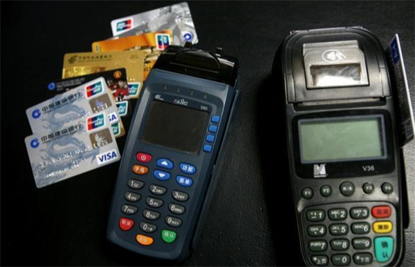 刷信用卡用pos机什么用处(信用卡pos机属于什么行业)